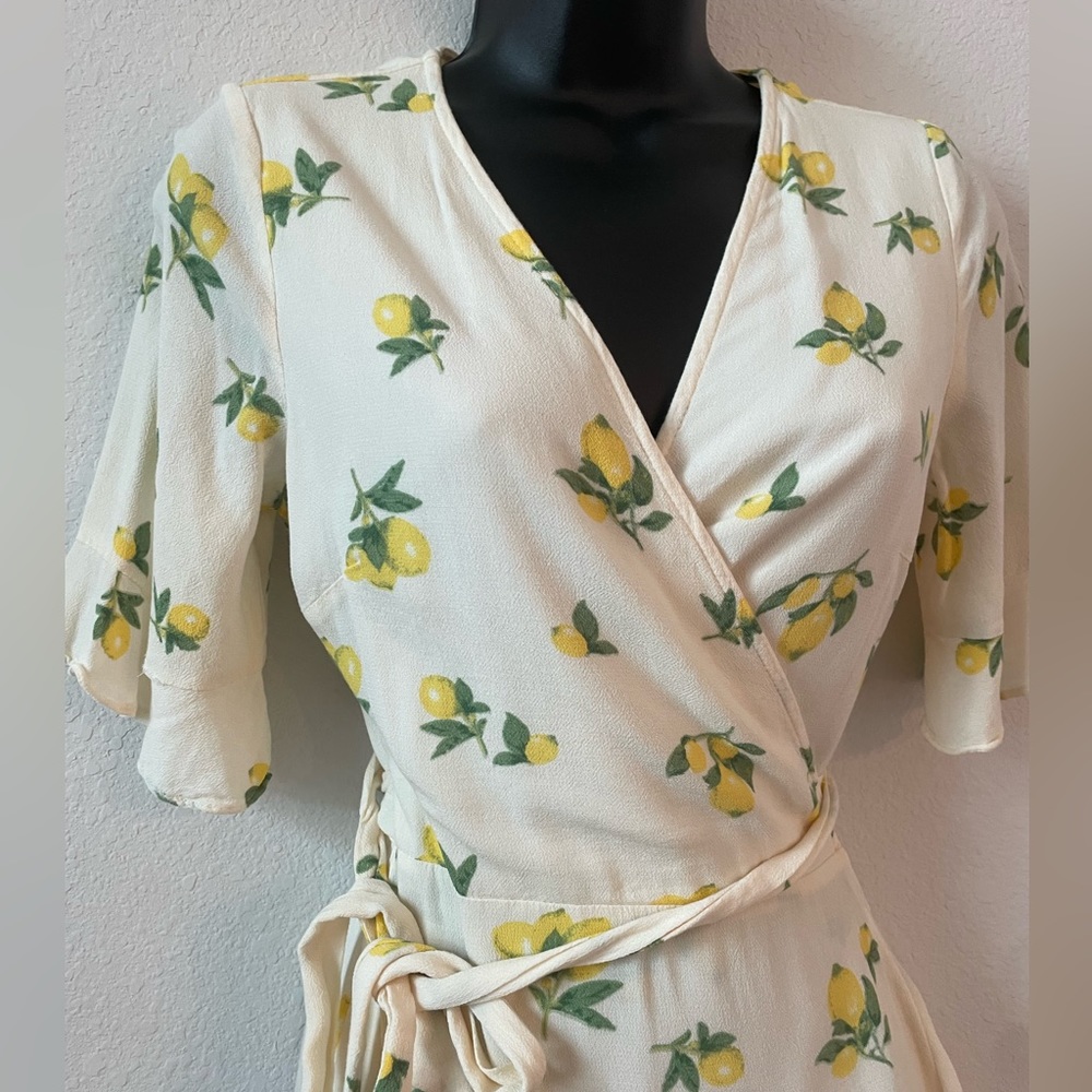 Lemmon wrap dress sz Small
